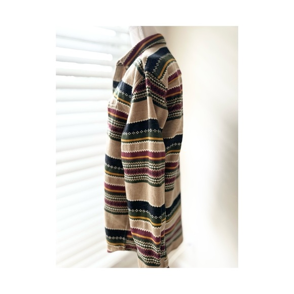 Simons Heritage Button-Up Top - Picture 4 of 7